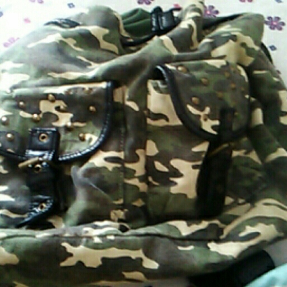 Mud backpack